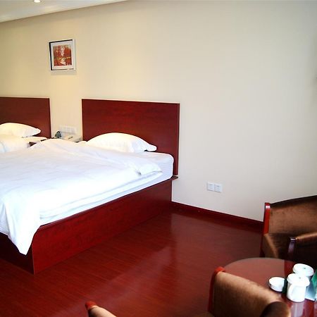 Greentree Inn Jiangxi Fuzhou Gandong Bridge Express Hotel Bagian luar foto