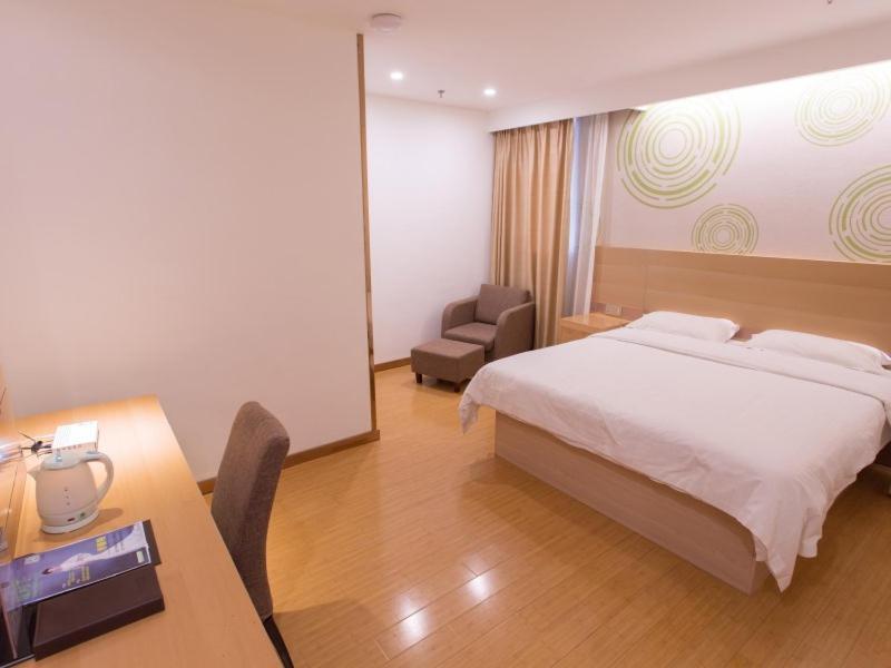 Greentree Inn Jiangxi Fuzhou Gandong Bridge Express Hotel Bagian luar foto