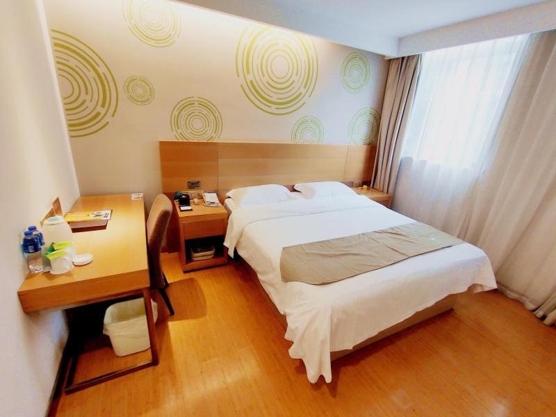 Greentree Inn Jiangxi Fuzhou Gandong Bridge Express Hotel Bagian luar foto