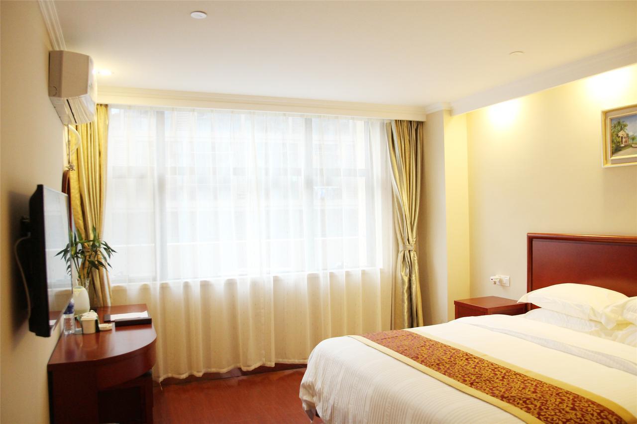 Greentree Inn Jiangxi Fuzhou Gandong Bridge Express Hotel Bagian luar foto