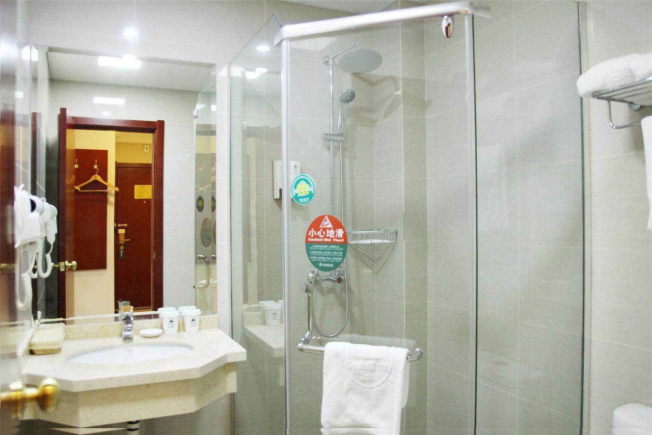 Greentree Inn Jiangxi Fuzhou Gandong Bridge Express Hotel Bagian luar foto