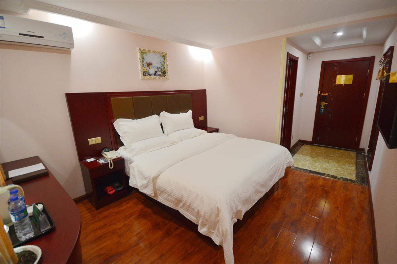 Greentree Inn Jiangxi Fuzhou Gandong Bridge Express Hotel Bagian luar foto