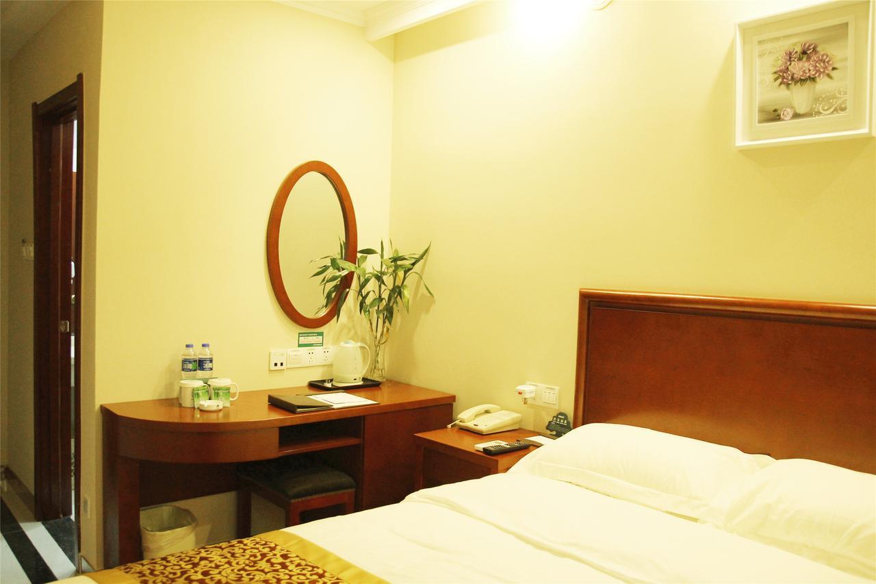 Greentree Inn Jiangxi Fuzhou Gandong Bridge Express Hotel Bagian luar foto