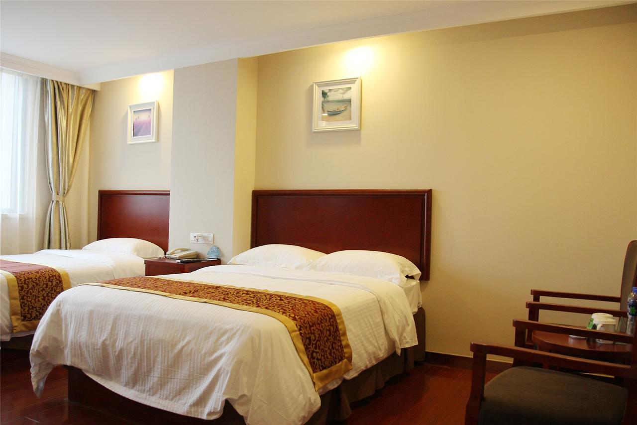 Greentree Inn Jiangxi Fuzhou Gandong Bridge Express Hotel Bagian luar foto