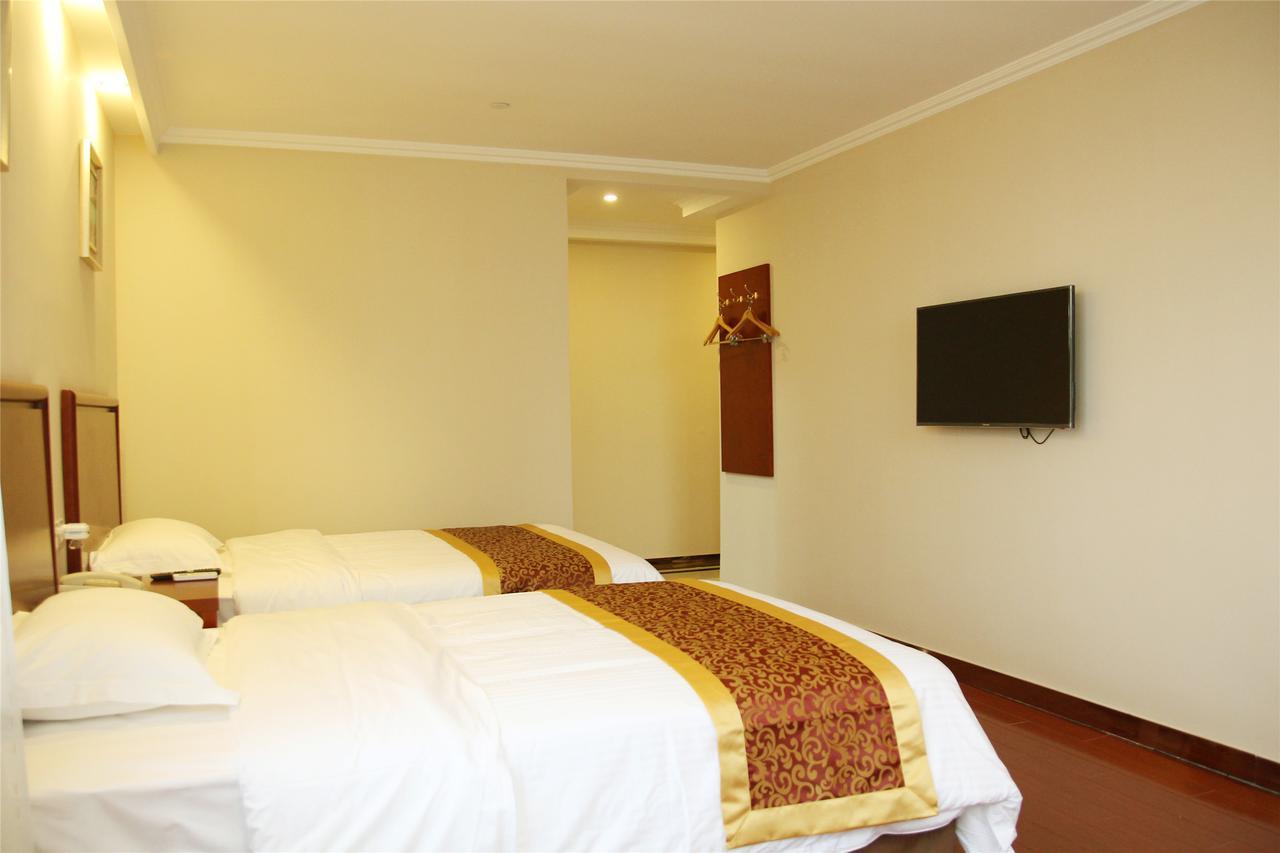Greentree Inn Jiangxi Fuzhou Gandong Bridge Express Hotel Bagian luar foto